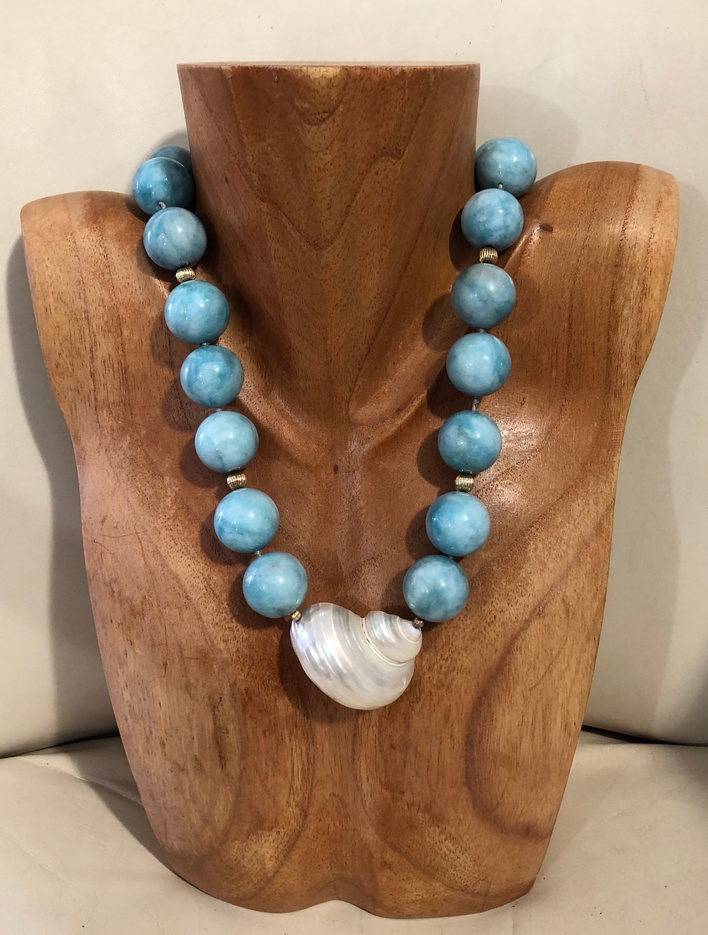 Cal-sidney with Shell Drop  Necklace